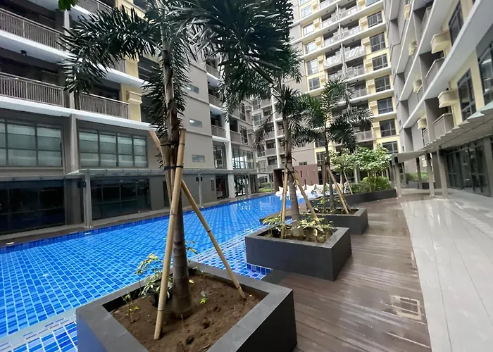 Appartement 1br With Queen Bed And Balcony, Walk To Okada Manille