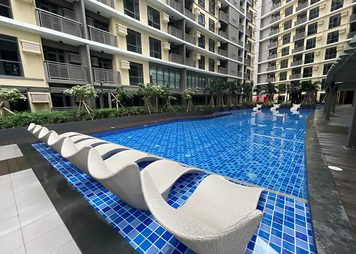1br With Queen Bed And Balcony, Walk To Okada *